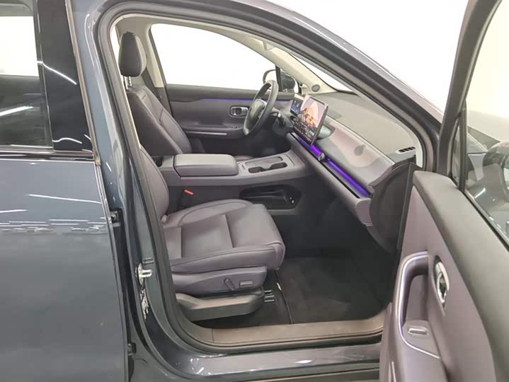 Фото 8 - Leapmotor C10