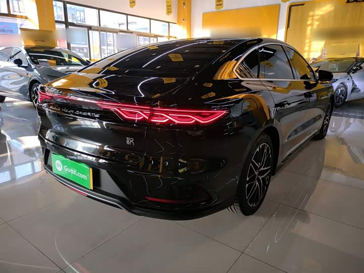 Фото 7 - BYD Han