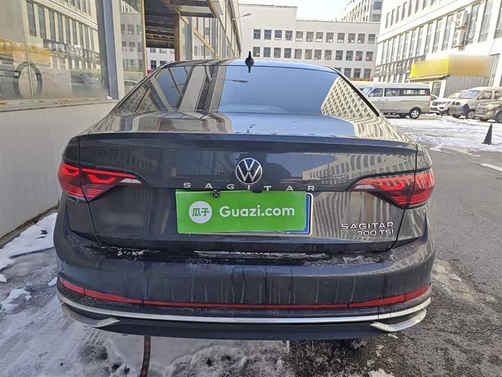 Фото 6 - Volkswagen Sagitar L