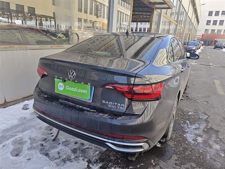 Фото 7 - Volkswagen Sagitar L