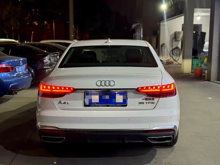 Фото 3 - Audi A4L