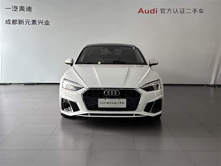 Фото 2 - Audi A5
