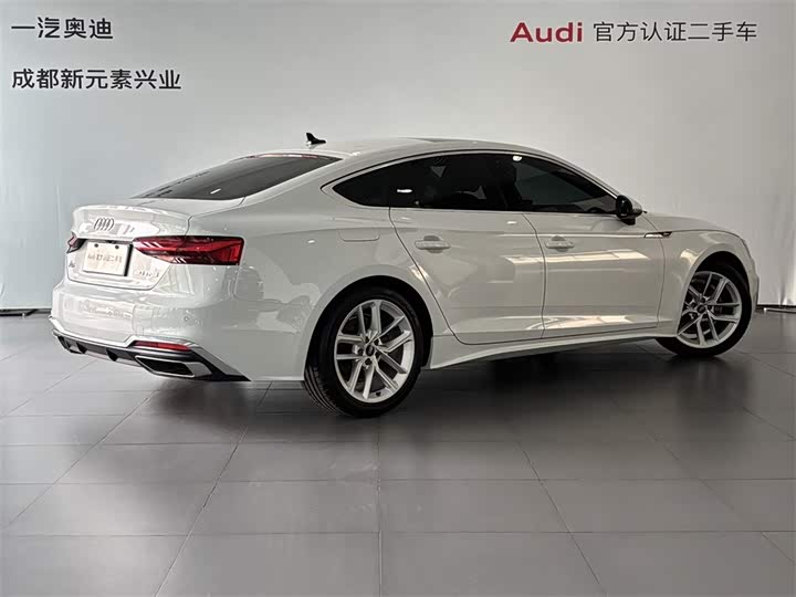 Фото 4 - Audi A5
