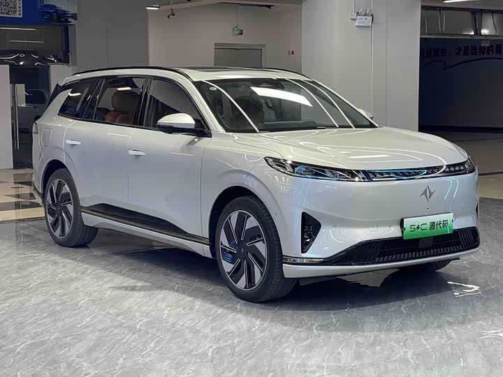 Фото 2 - Dongfeng Yipai eπ 008