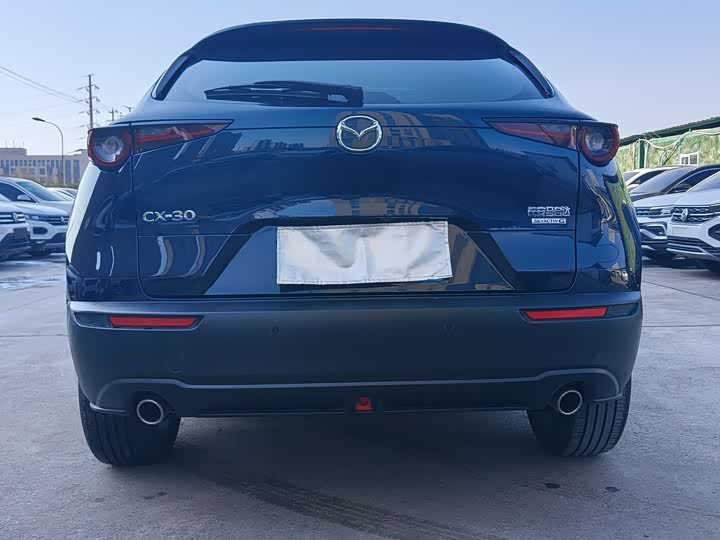 Фото 8 - Mazda CX-30