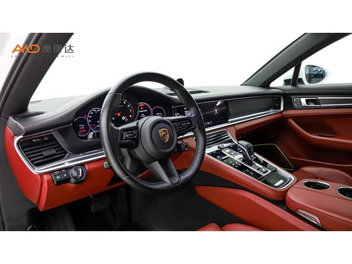 Фото 6 - Porsche Panamera