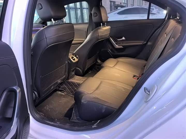 Фото 6 - Mercedes-Benz A-Class