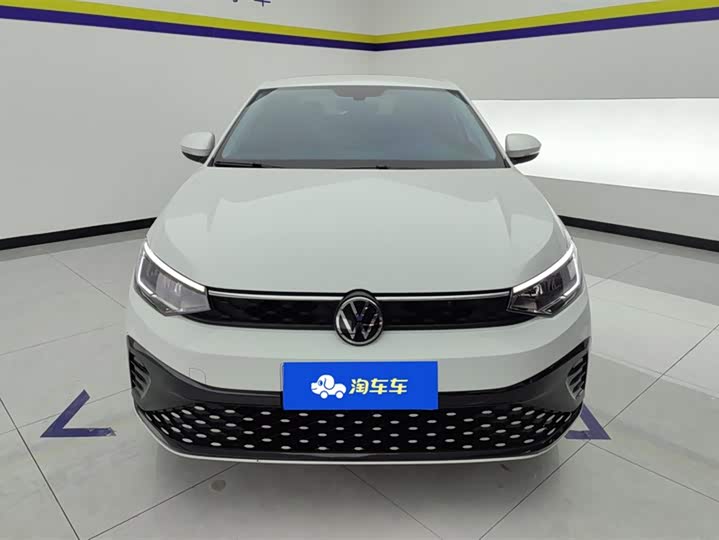 Фото 2 - Volkswagen Lavida