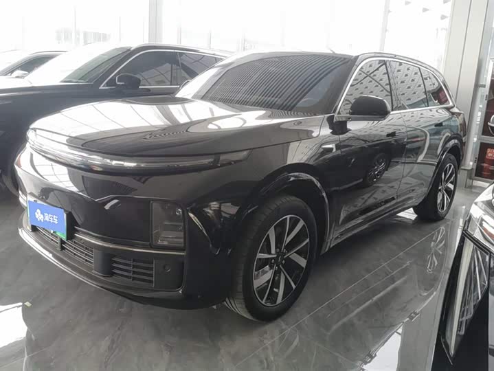 Фото 1 - LiXiang L7