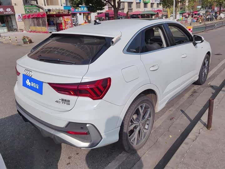 Фото 3 - Audi Q3 Sportback