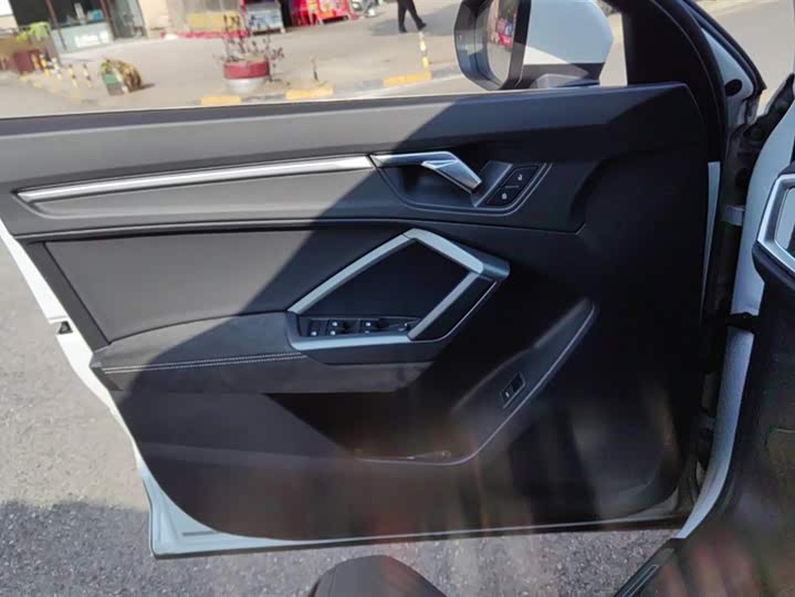 Фото 7 - Audi Q3 Sportback