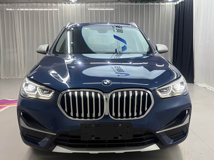 Фото 2 - BMW X1