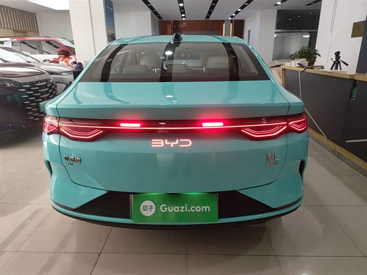 Фото 6 - BYD Qin L