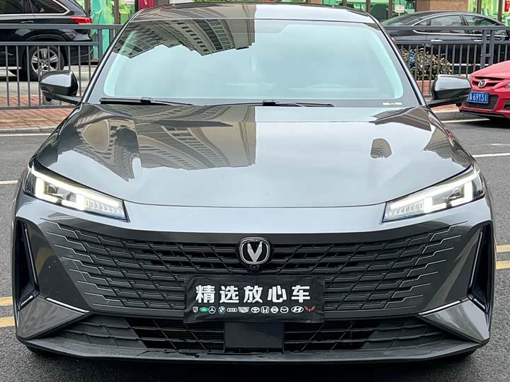 Фото 2 - Changan Yida