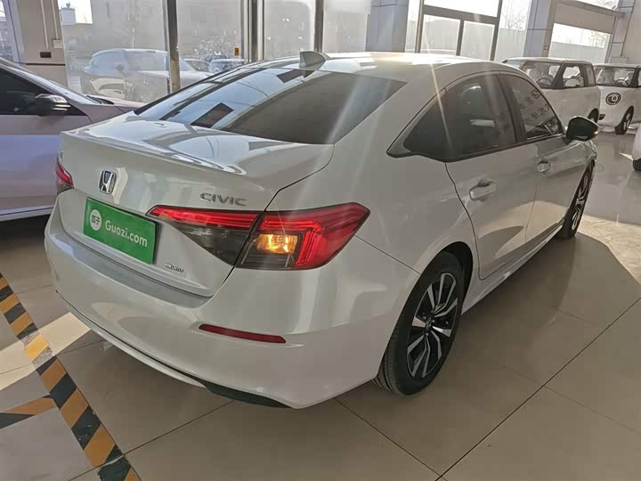 Фото 7 - Honda Civic