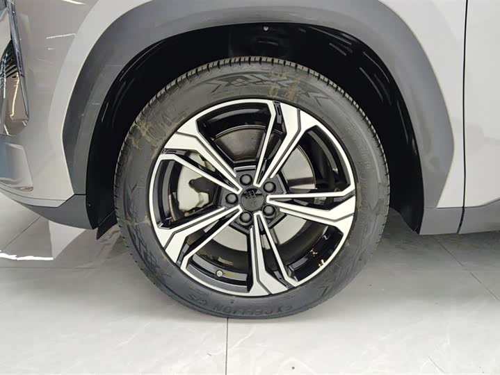 Фото 6 - Geely Galaxy L7