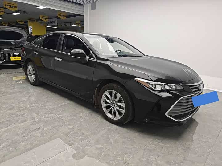 Фото 3 - Toyota Avalon