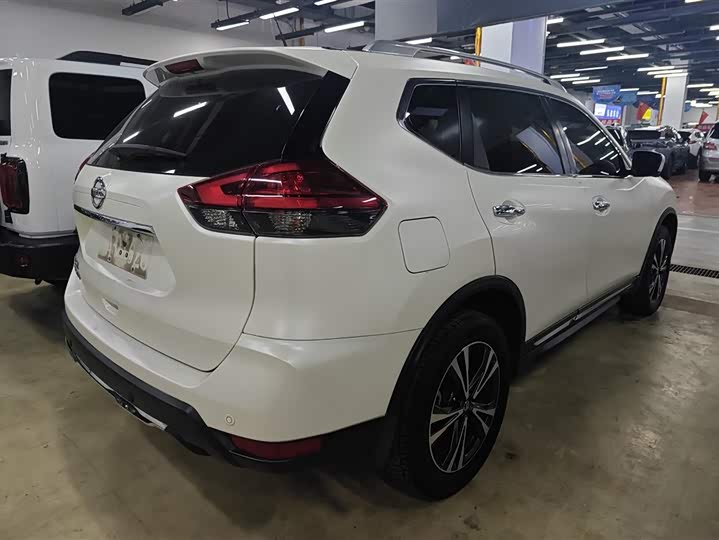 Фото 3 - Nissan X-Trail