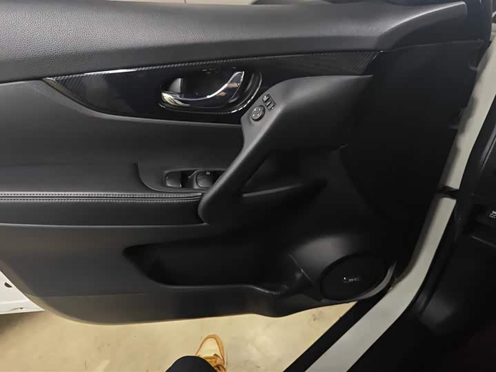 Фото 7 - Nissan X-Trail