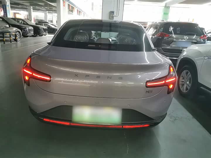 Фото 6 - XPeng Mona M03