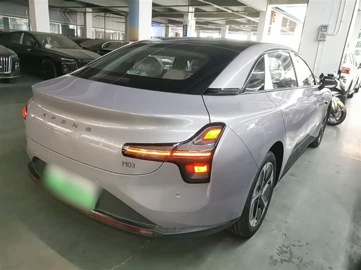 Фото 7 - XPeng Mona M03