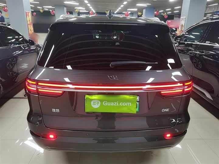 Фото 6 - LiXiang One