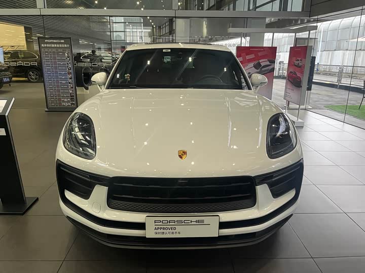 Фото 2 - Porsche Macan