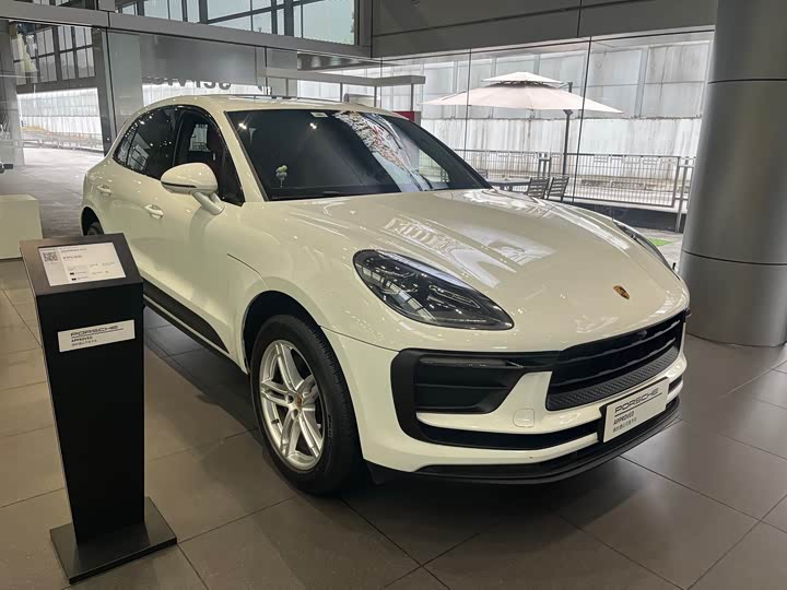 Фото 3 - Porsche Macan