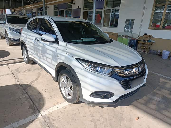 Фото 4 - Honda Vezel