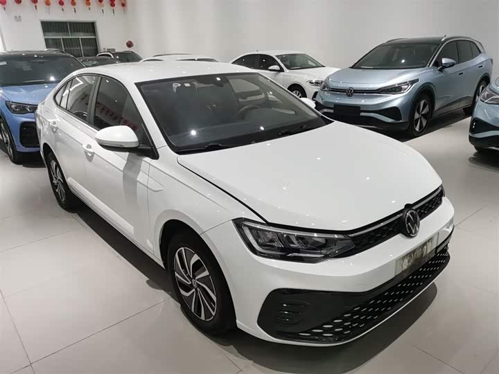 Фото 4 - Volkswagen Lavida