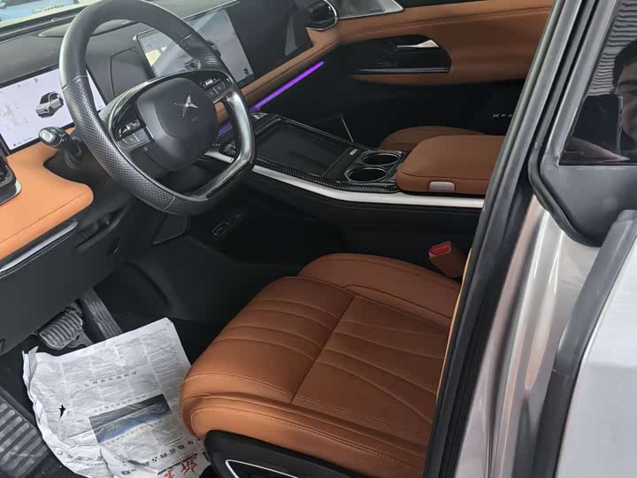 Фото 5 - XPeng G9