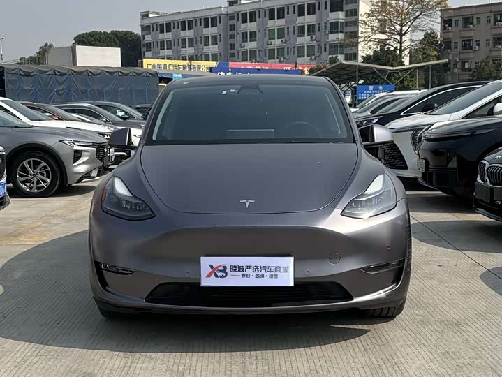 Фото 2 - Tesla Model Y