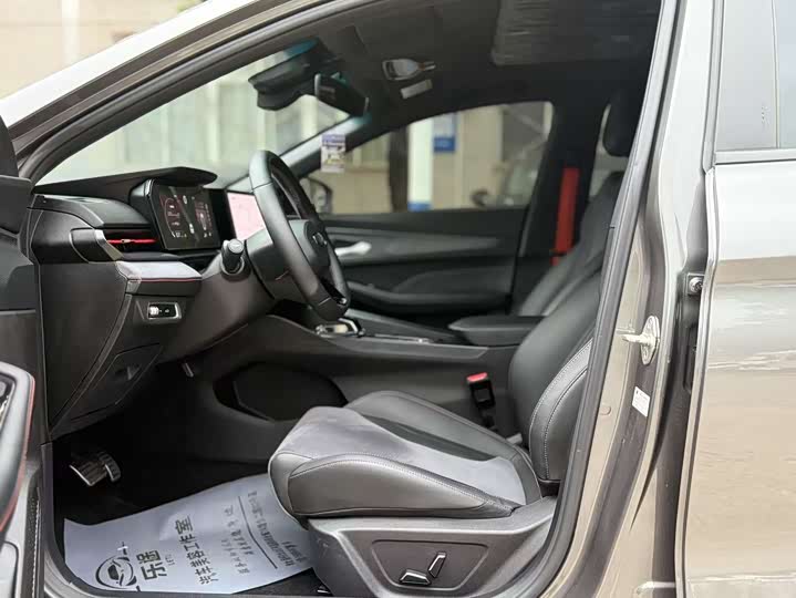 Фото 5 - Geely Binrui