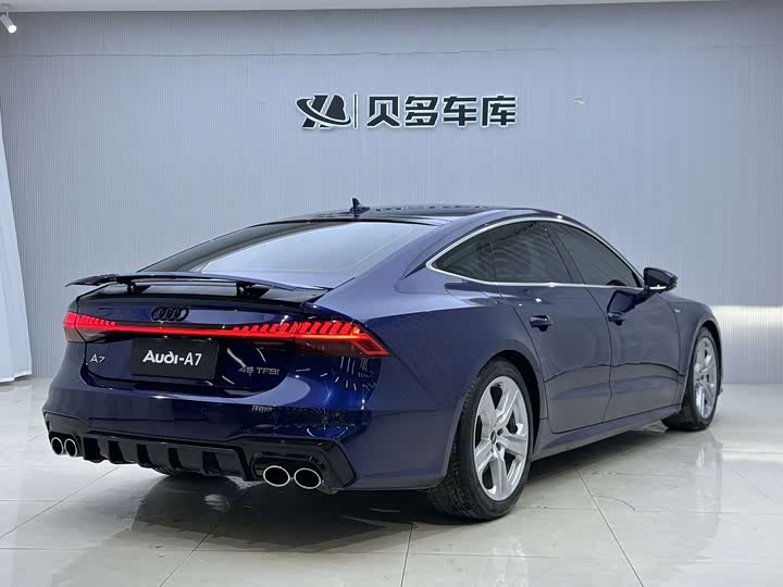 Фото 4 - Audi A7