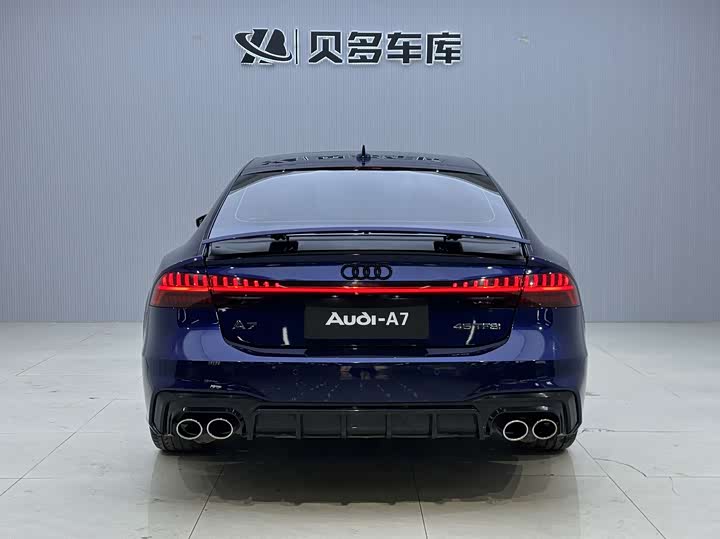 Фото 5 - Audi A7
