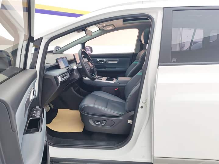 Фото 9 - GAC Aion Y