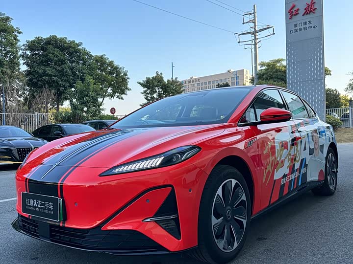 Фото 1 - Hongqi EH5 (Tiangong 05)