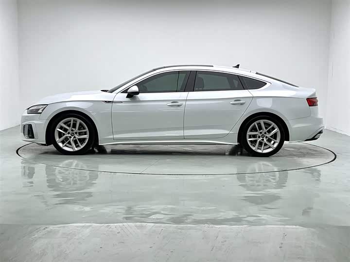 Фото 7 - Audi A5