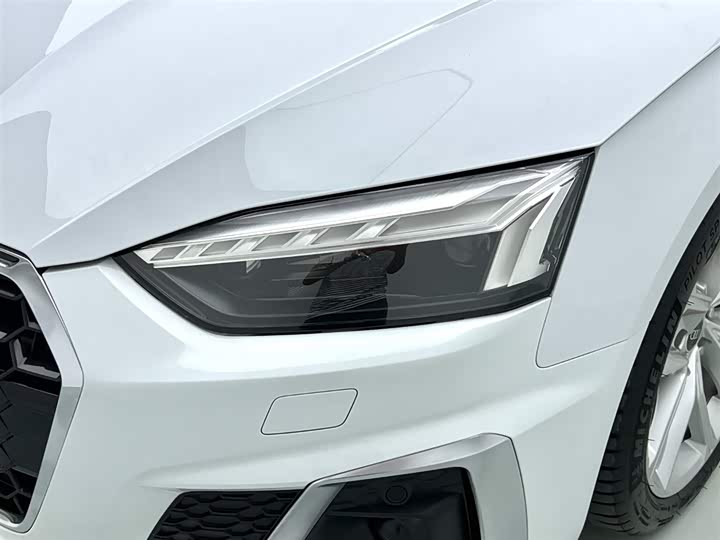 Фото 9 - Audi A5