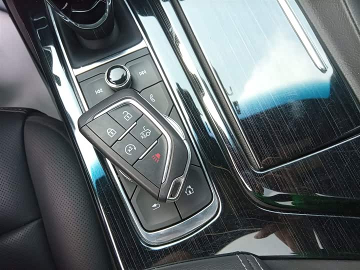 Фото 9 - Cadillac CT5