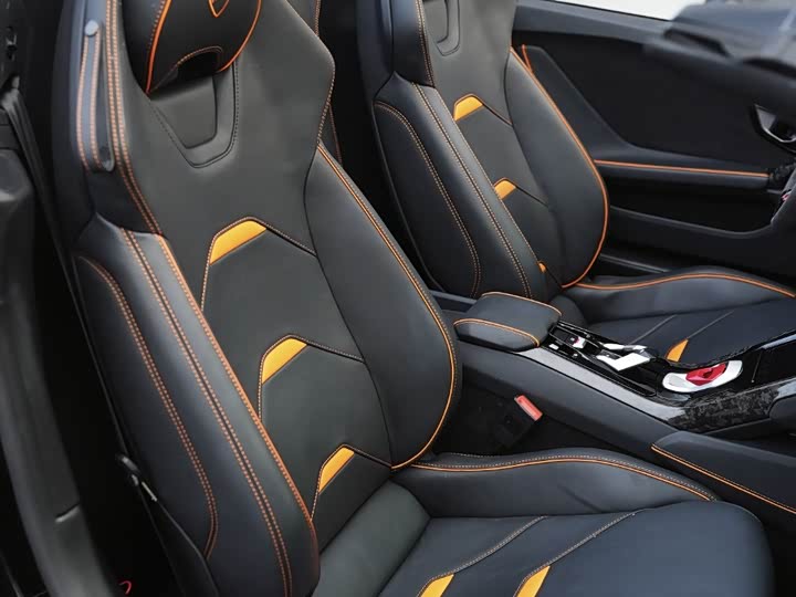 Фото 8 - Lamborghini Huracán