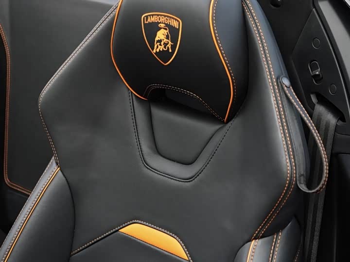 Фото 9 - Lamborghini Huracán