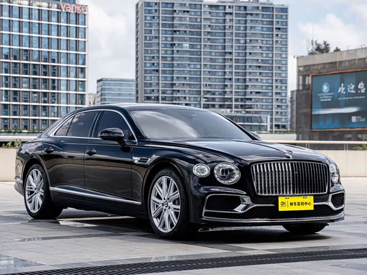 Фото 3 - Bentley Flying Spur