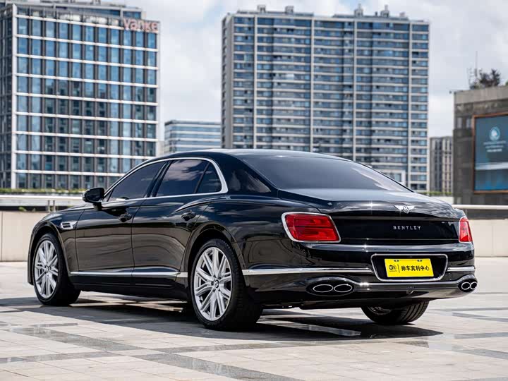 Фото 6 - Bentley Flying Spur
