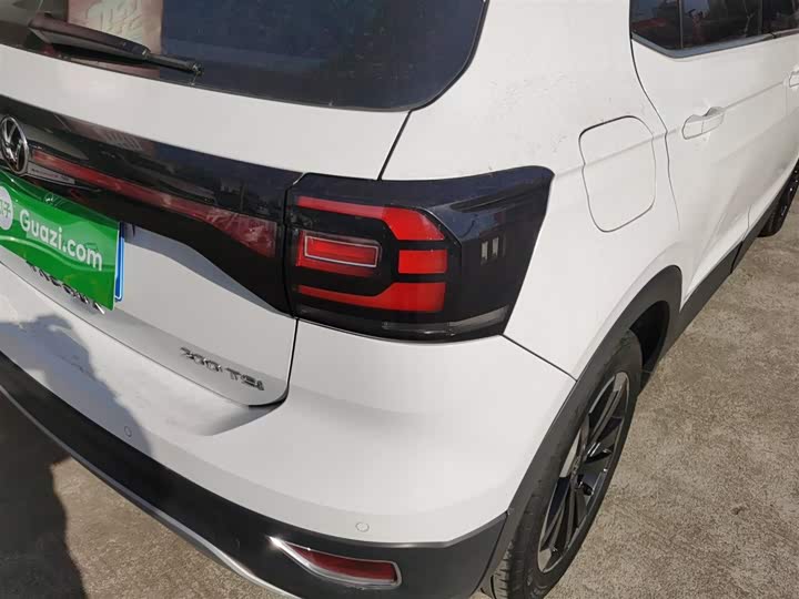 Фото 8 - Volkswagen Tacqua