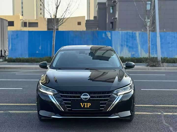 Фото 2 - Nissan Sylphy