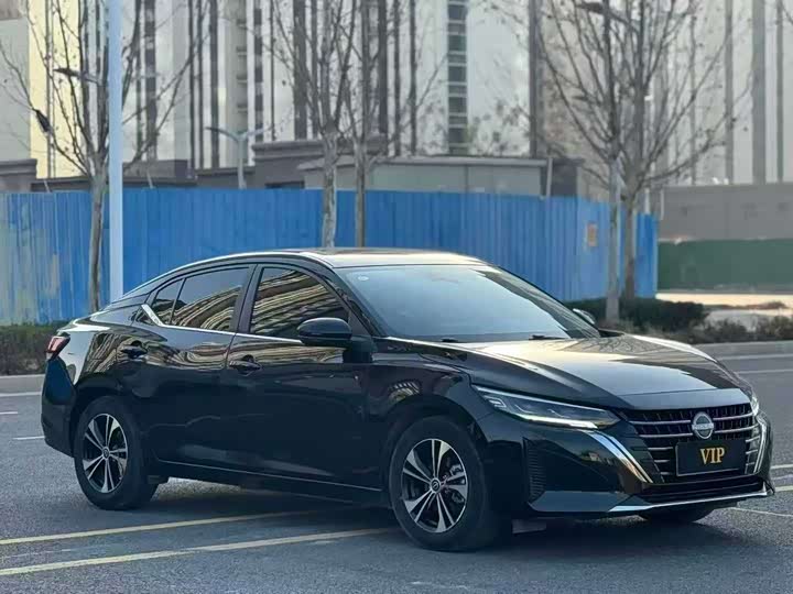 Фото 3 - Nissan Sylphy