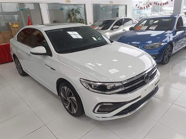 Фото 4 - Volkswagen Bora