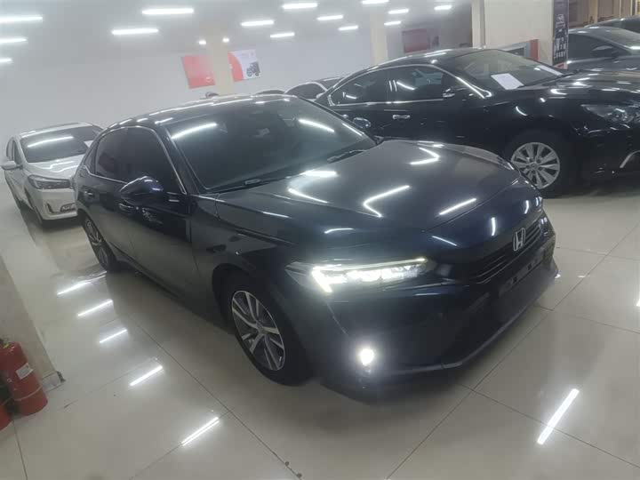 Фото 4 - Honda Civic