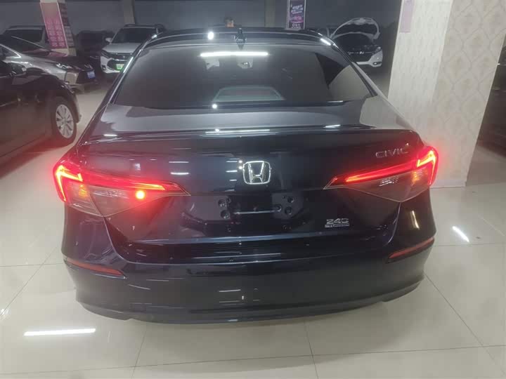 Фото 6 - Honda Civic